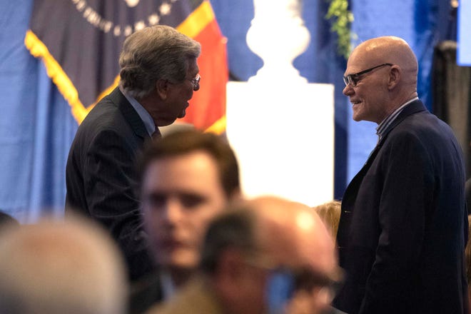 Former United States Sen. Trent Lott (MS), left, speaks with political strategist James Carville, right, before the start of a celebration of life ceremony celebrating the lives of the late Mississippi Governor William Winter and wife Elise Winter held at the two Mississippi Museums on Tuesday, May 3, 2022 in Jackson, MS. 