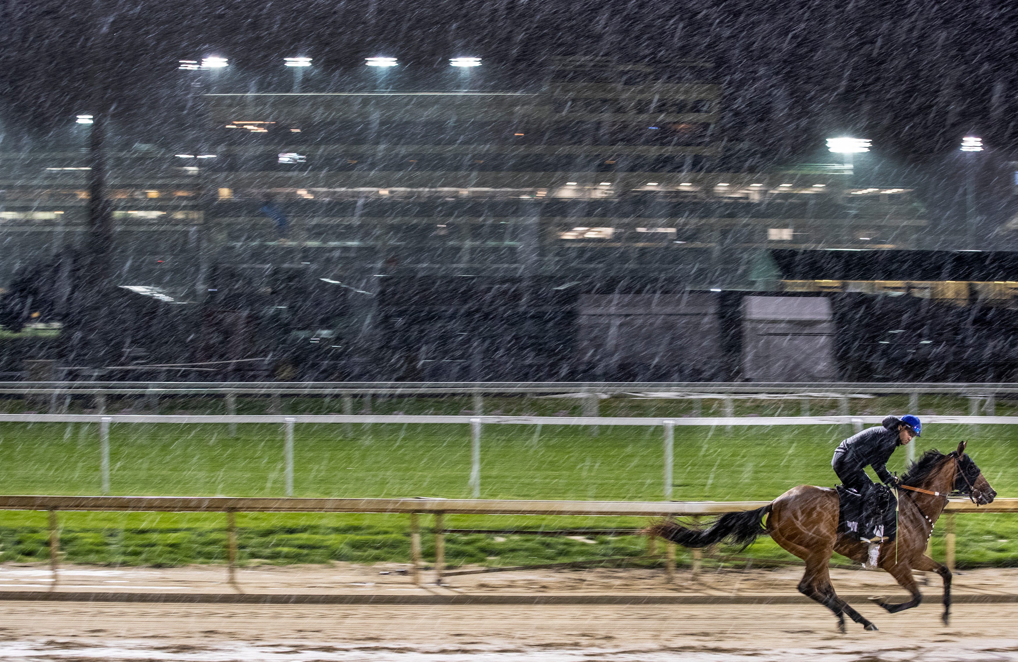 Free expert picks for Thursday/Thurby races at Churchill Downs