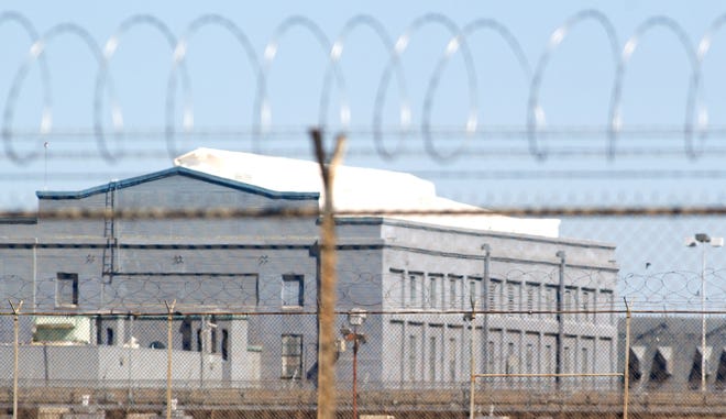 Arizona prisoners, advocates urge changes to health care system