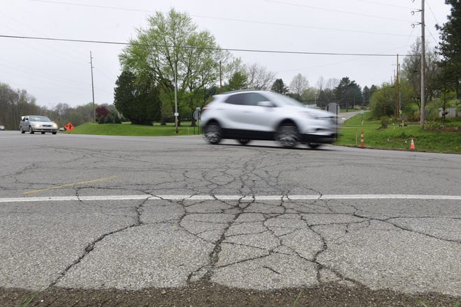 A car drives along Mansfield-Lucas Road in Richland County during the spring of 2022.