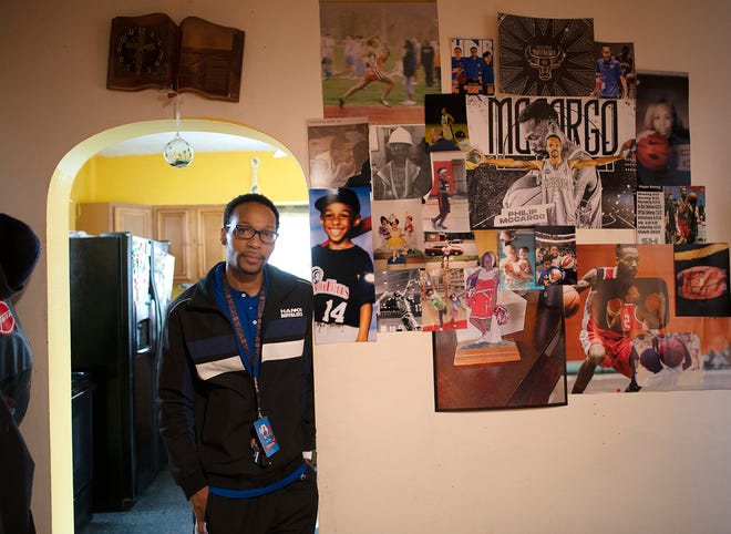 Philippe McCarco, quê ở Beaver Falls, sống ở Việt Nam với tư cách là huấn luyện viên đội bóng rổ Hanoi Buffalo. Anh đang được điều trị bệnh bạch cầu tại Trung tâm Ung thư Hillman ở Pittsburgh và đang ở nhà bố mẹ đẻ.