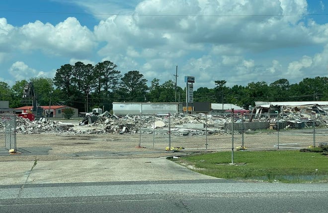 A former shopping center at the corner of Airline Highway and Burnside Avenue in Gonzales has been demolished.