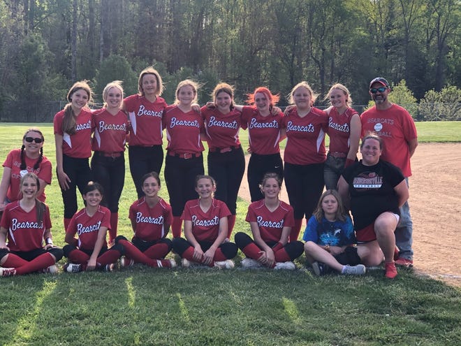 The Hendersonville Middle School softball team, which won its division in the 2022 spring season. Back row (from left): Ruby Fisher, Averie Russell, Mia Kotwski, Satafina Blackwell, Kylie Rose, Anna McFarland, Kennedy Drake, Makena Henderson. Front Row: PhoebeKate Rector, Molly Burlett, Keily Crowe, Brenlee Rhodes, Joanna Shipman, Grayce Swaringen. Coaches: Heather Dermid, Courtney Najdek and Brent Rhodes