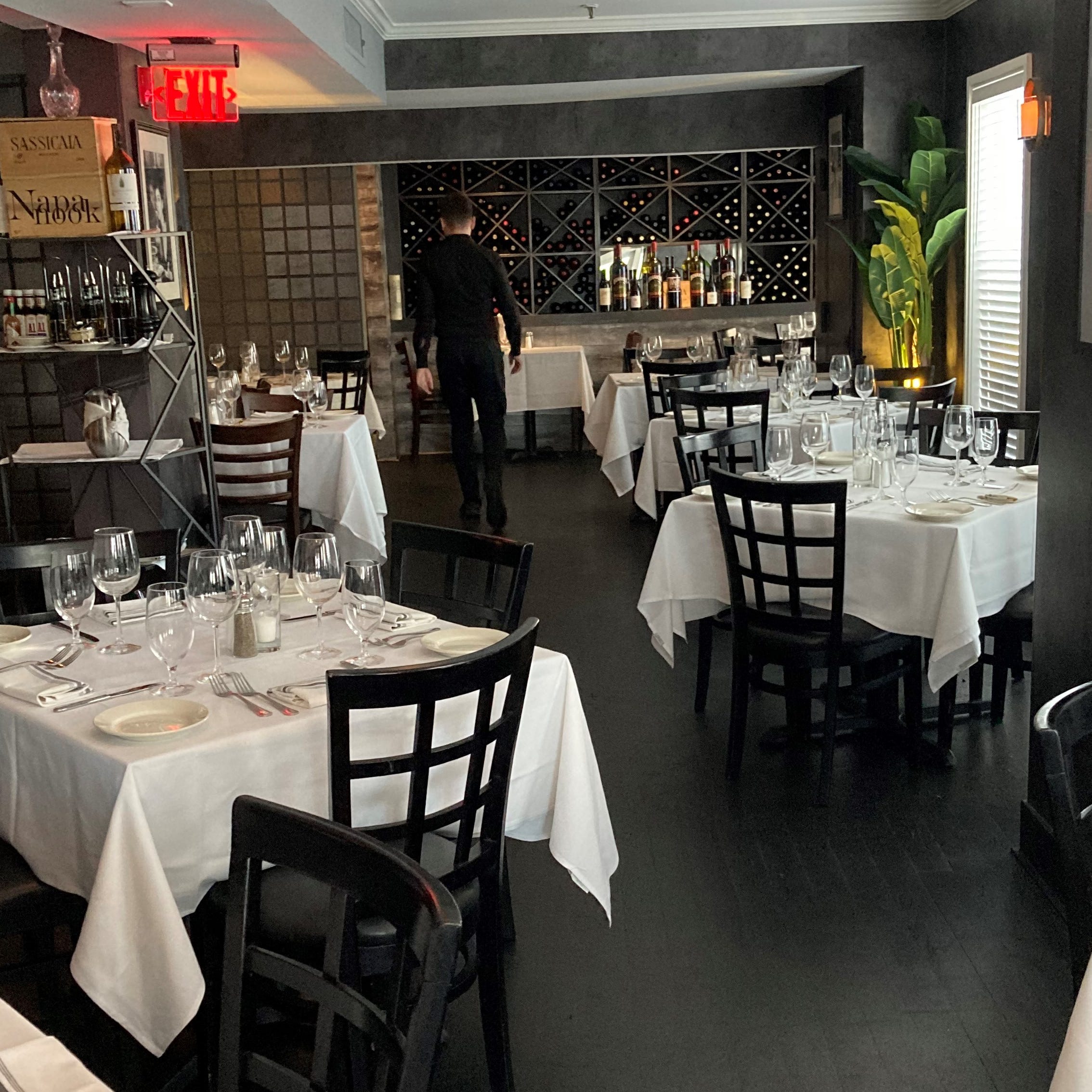 The interior of Averna Italian Steakhouse in Rye. Photographed April 2022.