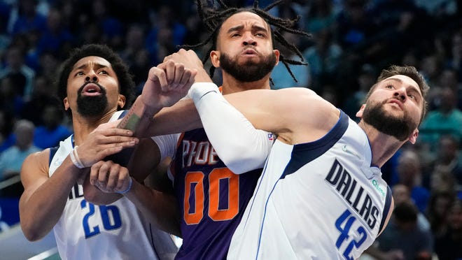 Phoenix Suns kalah dari Dallas Mavericks di Game 3