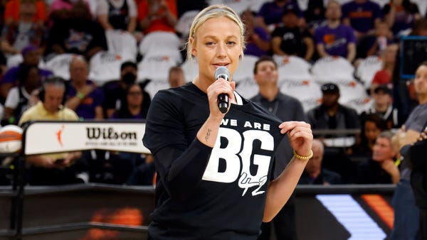 Phoenix Mercury guard Sophie Cunningham speaks to 