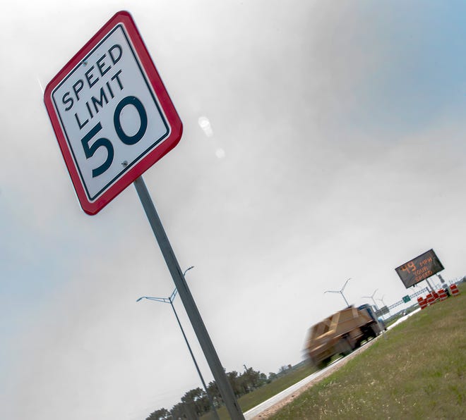 The Texas Department of Transportation announced earlier this month that the Highway Department will be lowering the speed limit on US 82/277 between Wichita Falls and Holiday from 60 miles-per-hour to 50.