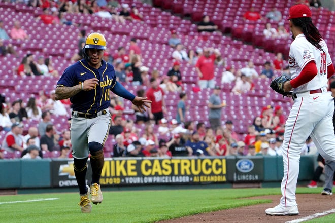 The Brewers and Reds face each other again on Wednesday and the video broadcast will be available only on YouTube.