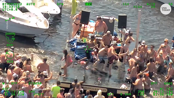 One hospitalized after Florida boat party brawl