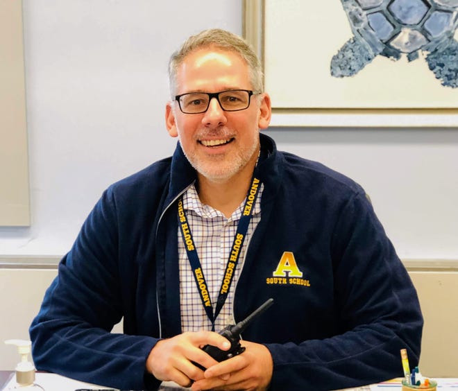 Stephen Chinosi, the director of strategic innovation for the Andover, Massachusetts school district, has been named the next principal of Portsmouth High School. Chinosi will replace current high school principal Mary Lyons, who is retiring at the end of June.