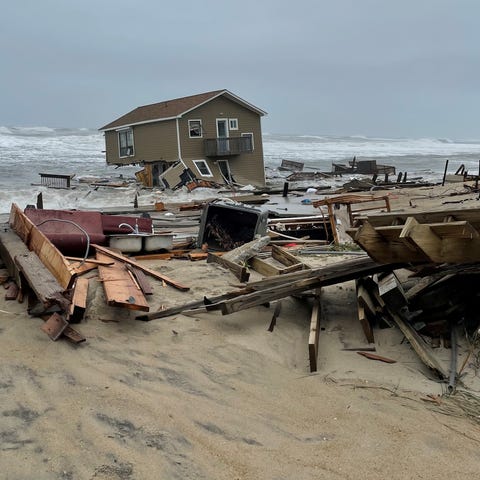 Image of a Collapsed house in Rodanthe, N.C.