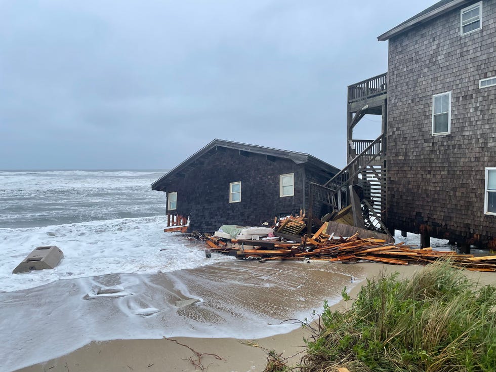 Outer Banks homes washed out to sea. Experts warn it'll happen again.