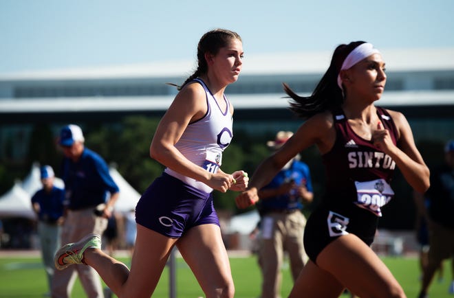 Abree Winfrey, from Canyon High School, runs with the pack in the girls 4A 800 meter run at the UIL State Track and Field Competition, May 12, 2022. 