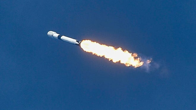 Η SpaceX εκτόξευσε το πρόγραμμα Starlink από τη Φλόριντα λιγότερο από μία ημέρα μετά από την Καλιφόρνια