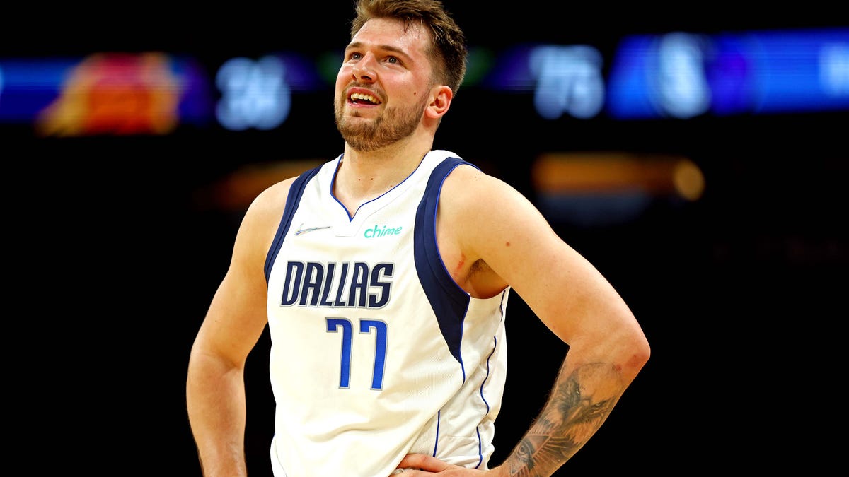 Mavericks' Luka Doncic delivers 'knockout punch' to Suns in Game 7 win. Being the underdog motivated him.