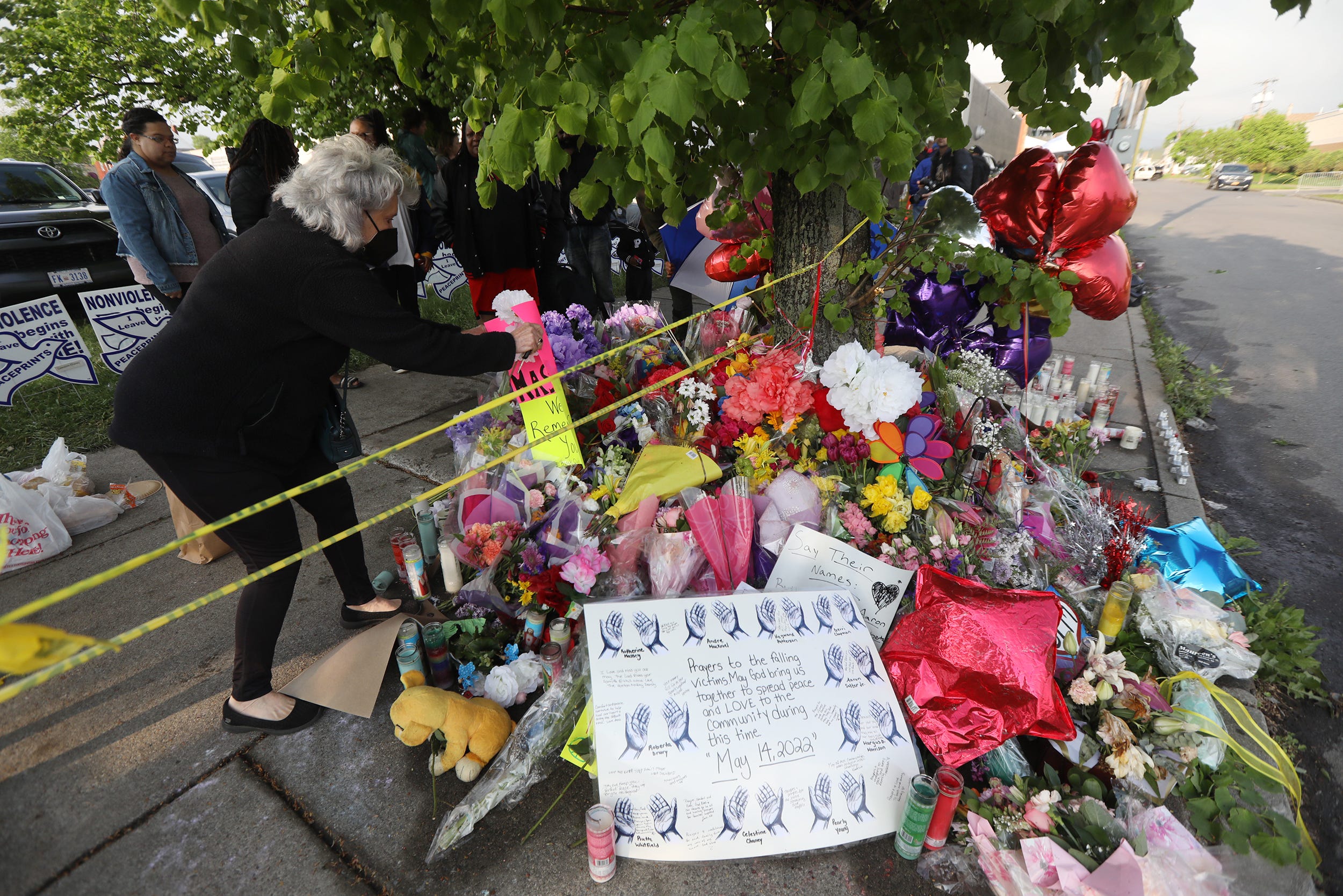 Pearl Young, Buffalo shooting victim, lived life of service