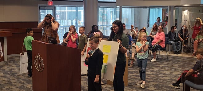 Students from Arborwood Elementary presented their social studies projects to Monroe City Council Monday.