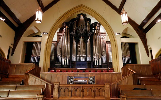 Stephen Buzard's recital will begin at 3 p.m. Sunday at First Presbyterian Church, 900 Greensboro Ave., and he will play the church's Létourneau organ, which was built in Quebec and features 4,014 handmade pipes. [Staff file photo]