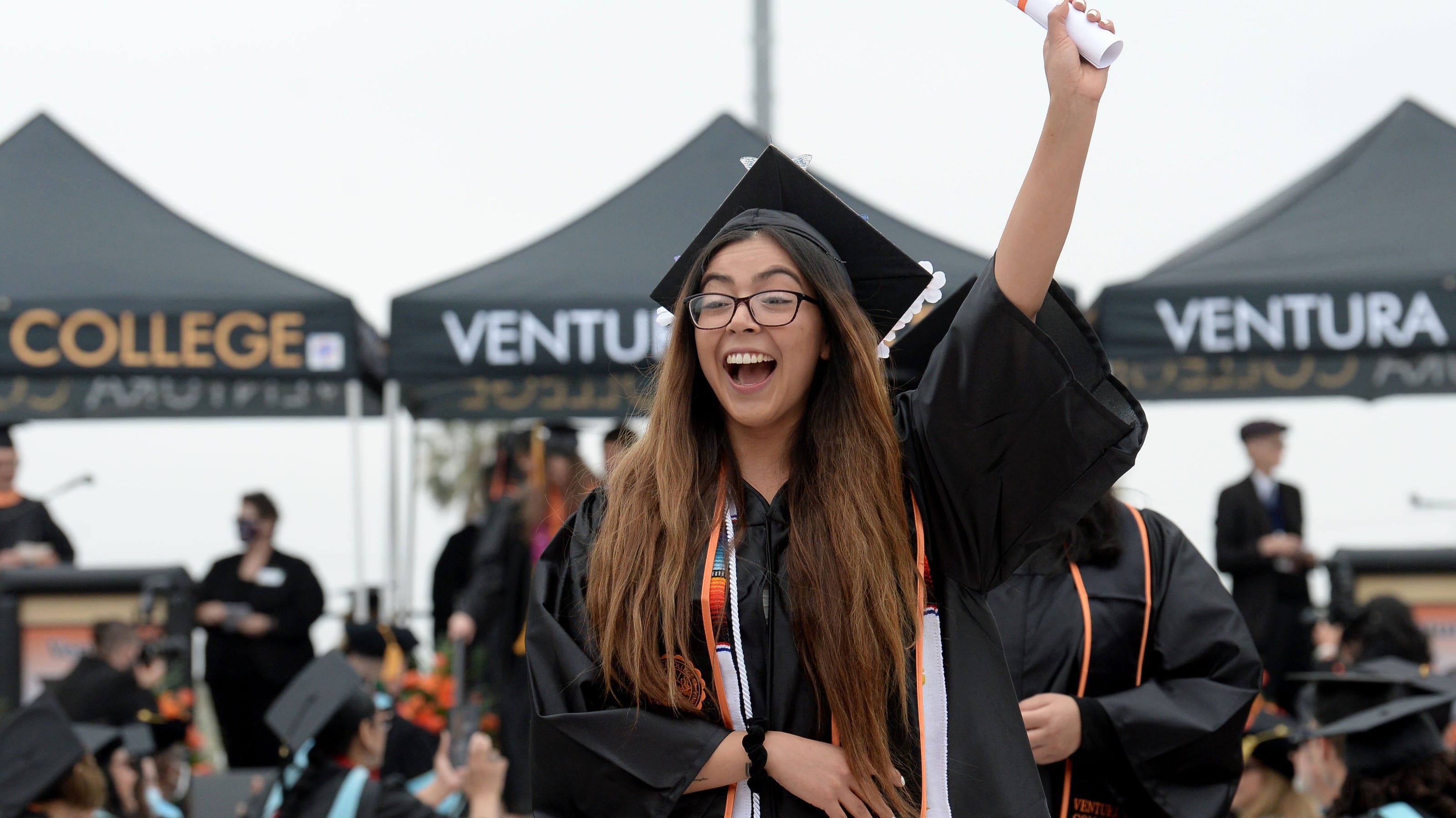 Ventura College returns to inperson graduation commencement