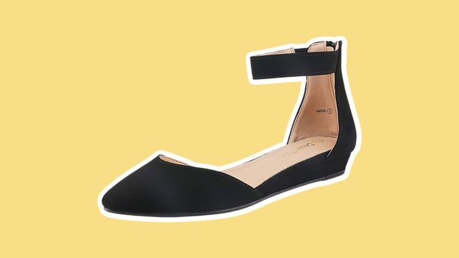 Stylish Amazon shoes: Dream Pairs ankle-strap flats