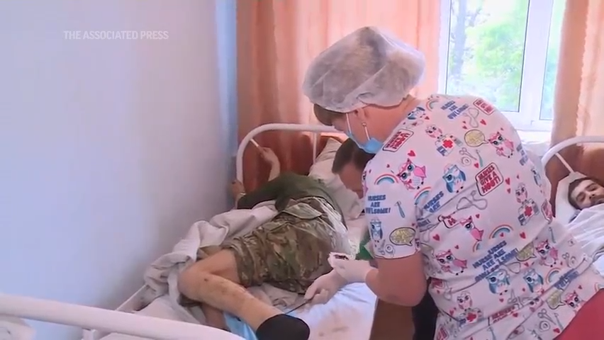 Russian TV shows Ukrainian fighters in hospital