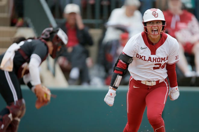 Will the Oklahoma Sooners beat UCF in the Norman Super Regional of the NCAA Softball Tournament?