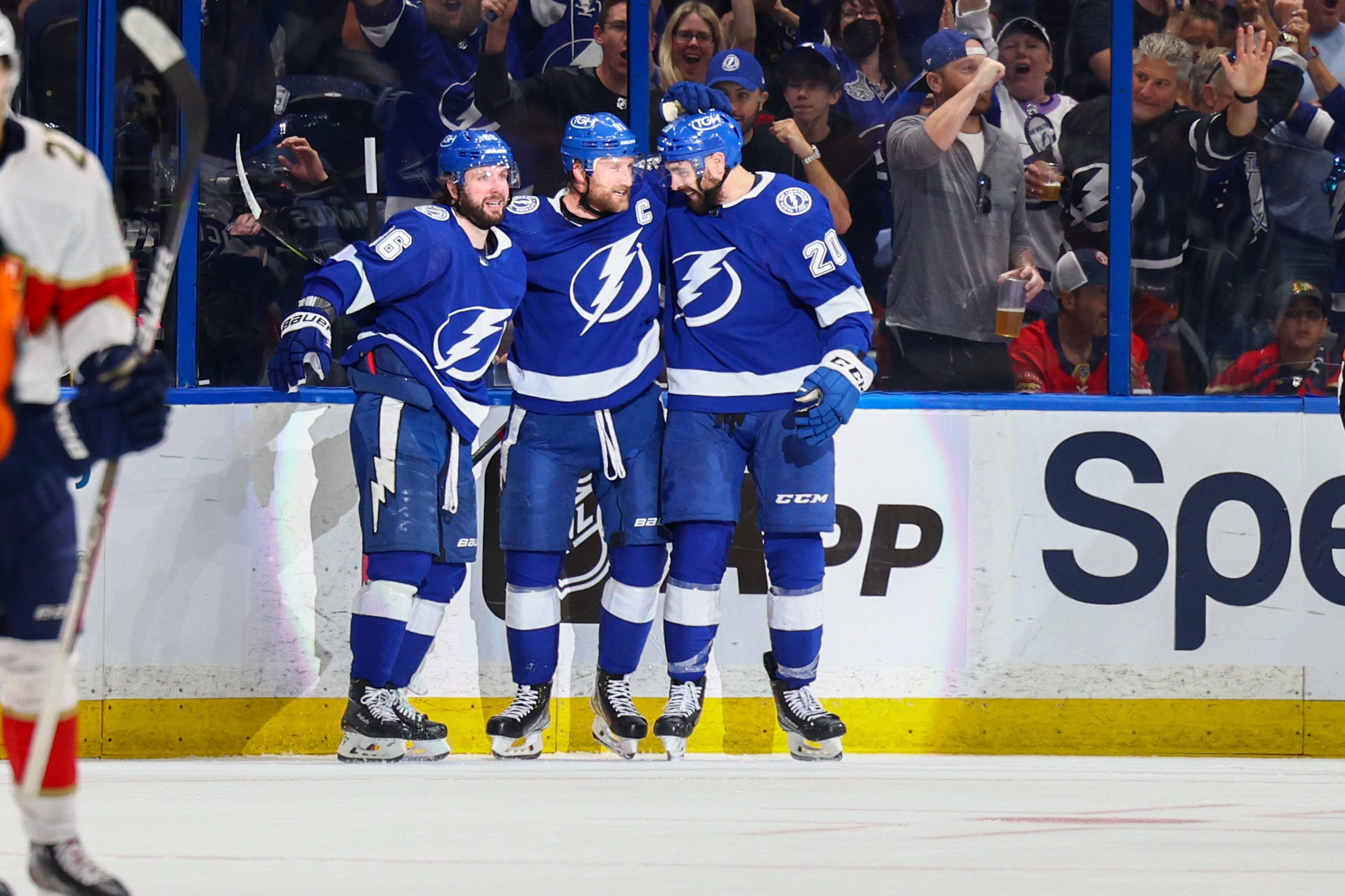 NHL playoffs Lightning beat Panthers, take 30 series lead