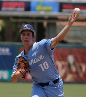 Josh Cone de l'Out-of-Door Academy jouera au baseball en demi-finale de classe 2A au Hammond Stadium de Fort Myers, le lundi 23 mai, contre Christiana, en Floride du Nord.