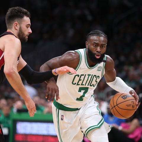 The Boston Celtics' Jaylen Brown drives to the bas
