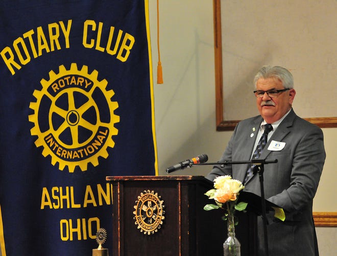 Rotary Club of Ashland’s president, Ted Daniels, speaks during Rotary’s 100th anniversary dinner at the John C. Myers Convocation Center at Ashland University, Tuesday May 24, 2022.  LIZ A. HOSFELD/FOR TIMES-GAZETTE.COM