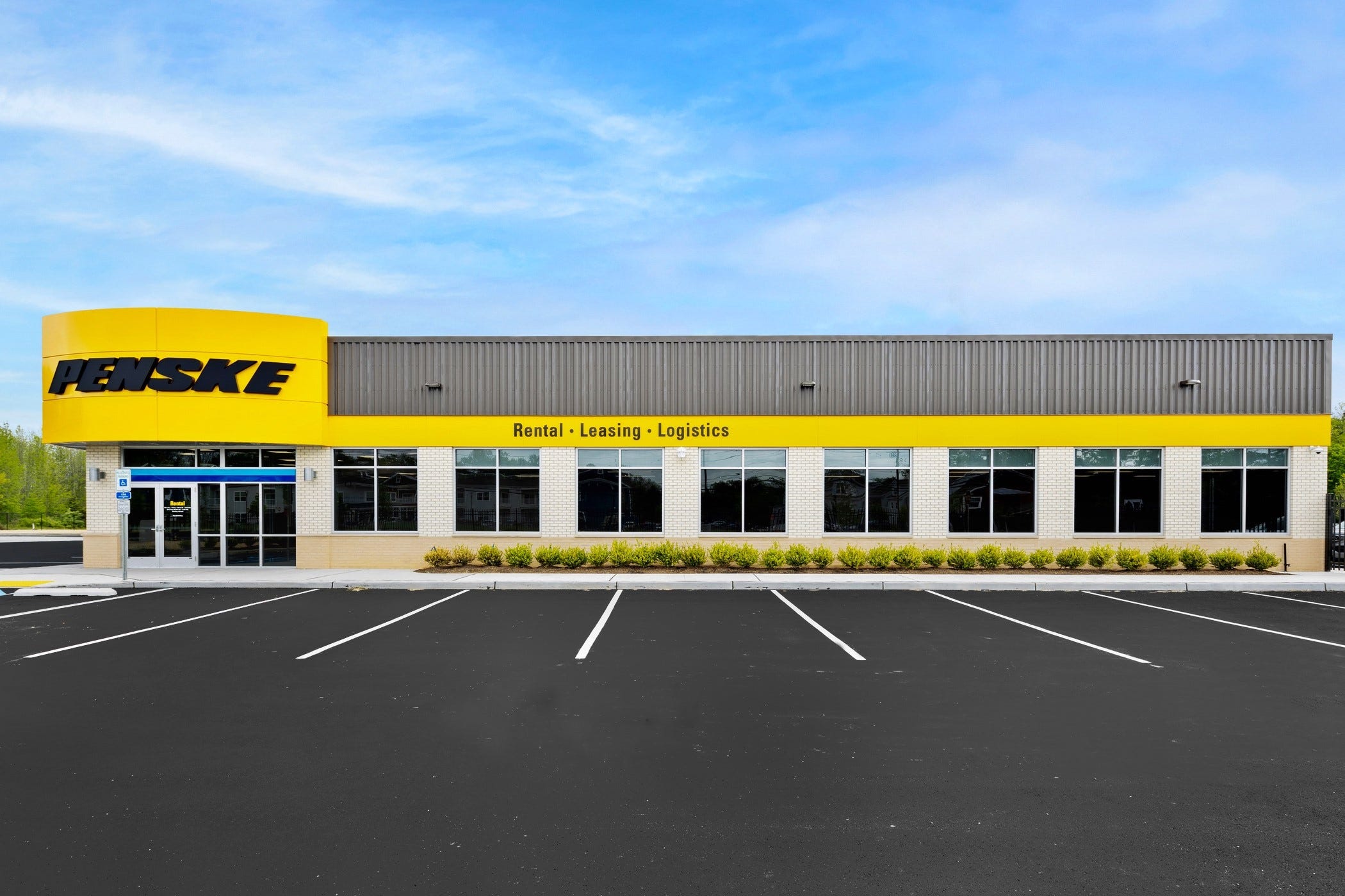NJ jobs Penske Truck Leasing hiring at new facility in Cranbury NJ
