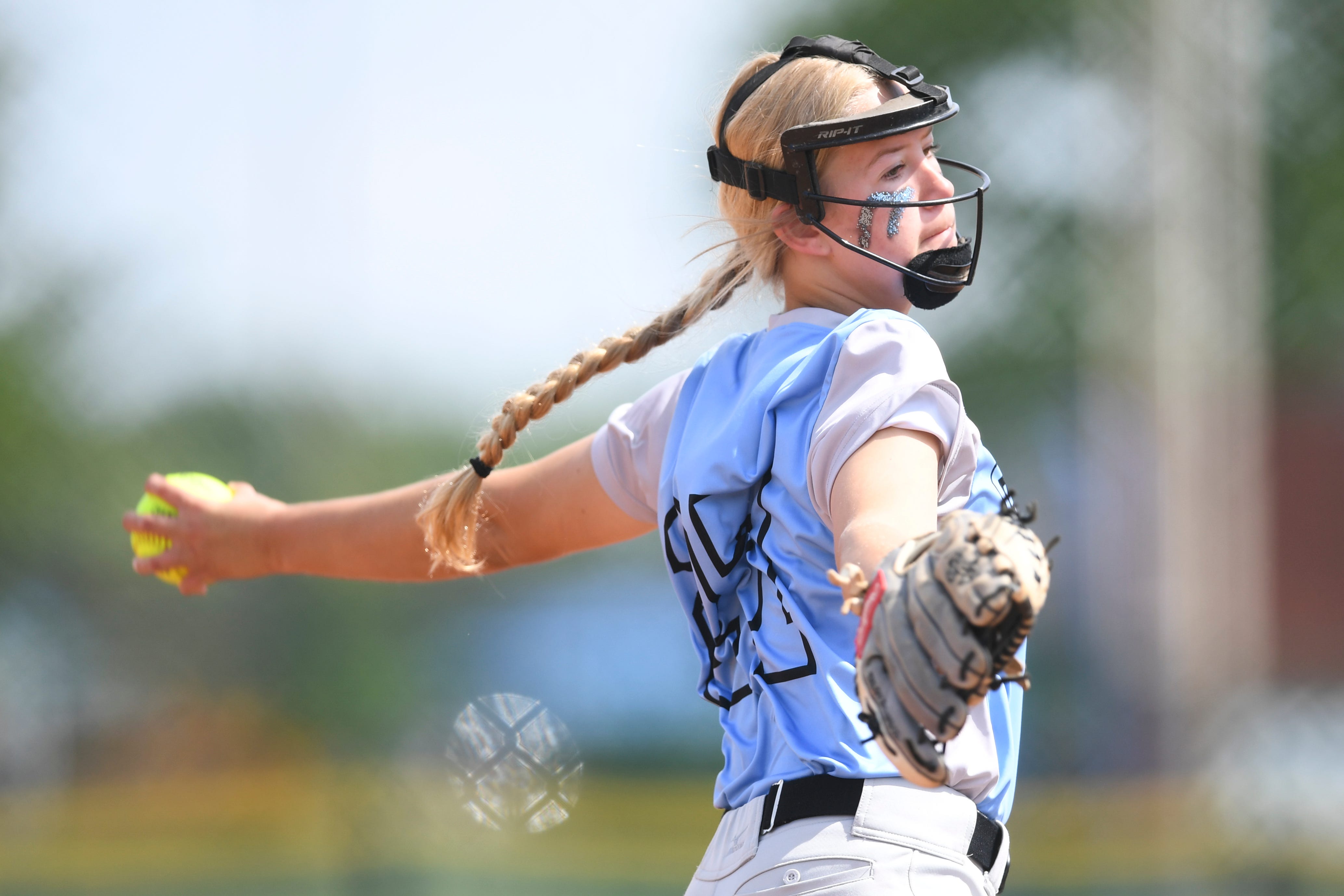 Gibbs’ Lacey Keck (27) throws a pitch during a Class 3A state softball tournament game between Gibbs and Hardin County in Murfreesboro during TSSAA’s Spring Fling, Wednesday, May 25, 2022.