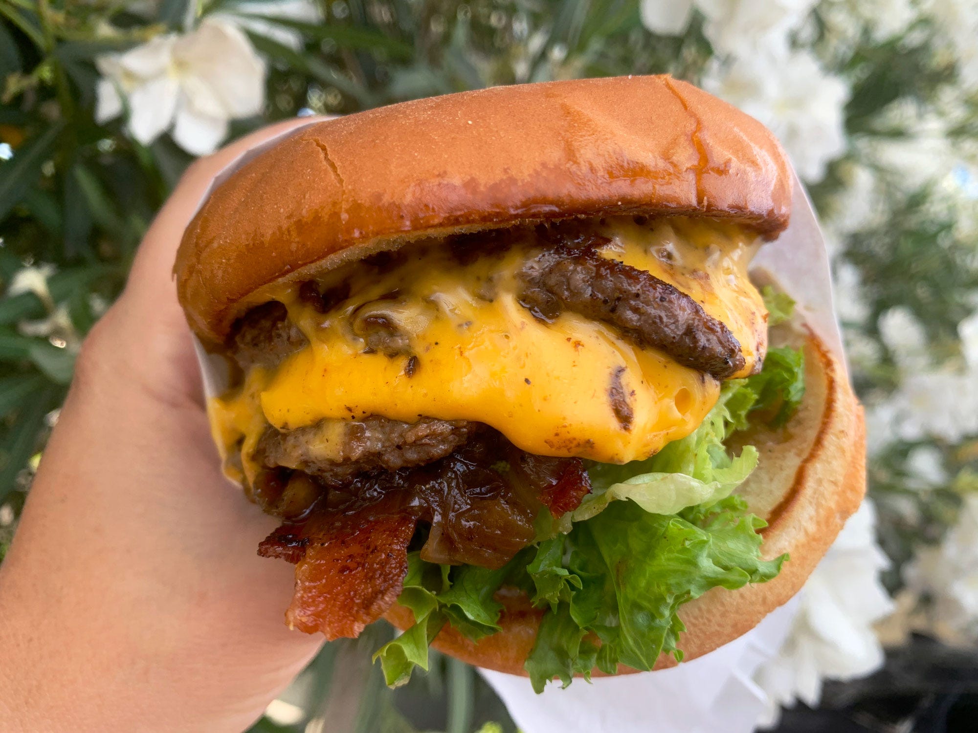 Try the best burgers in Phoenix at dive bars, restaurants and stands