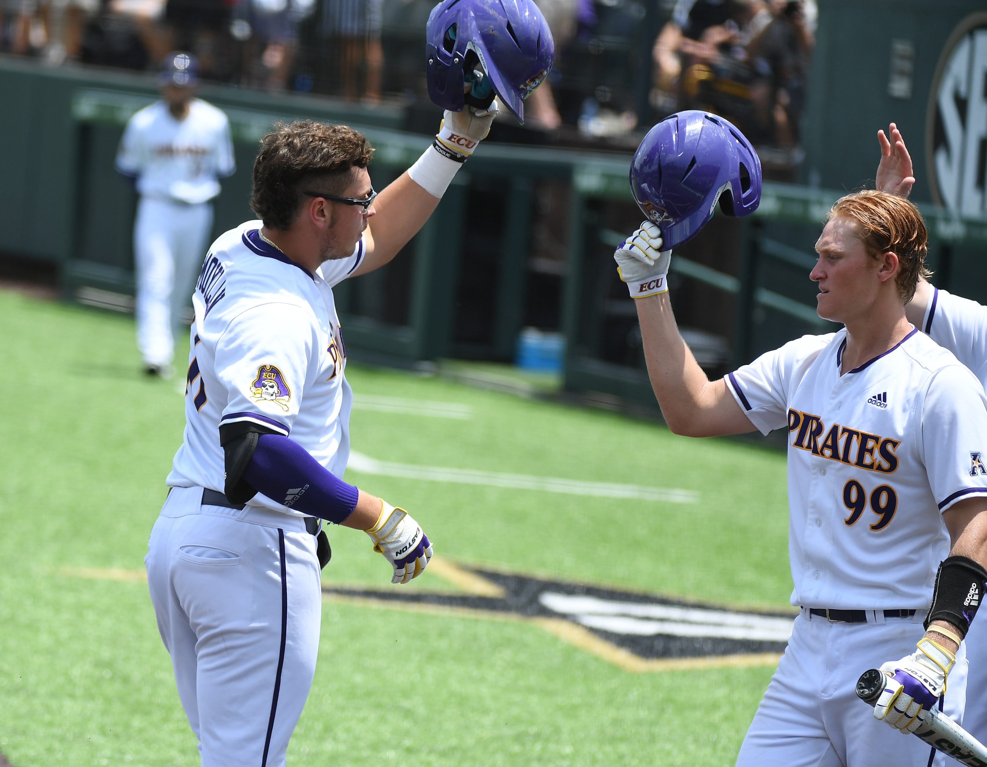 ECU baseball score updates vs. Coastal Carolina in NCAA Greenville Regional