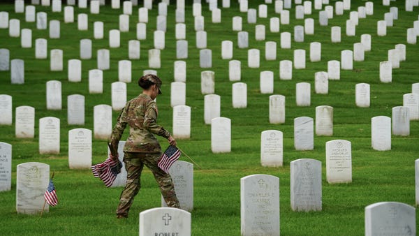 Ahead of Memorial Day, over one thousand service m