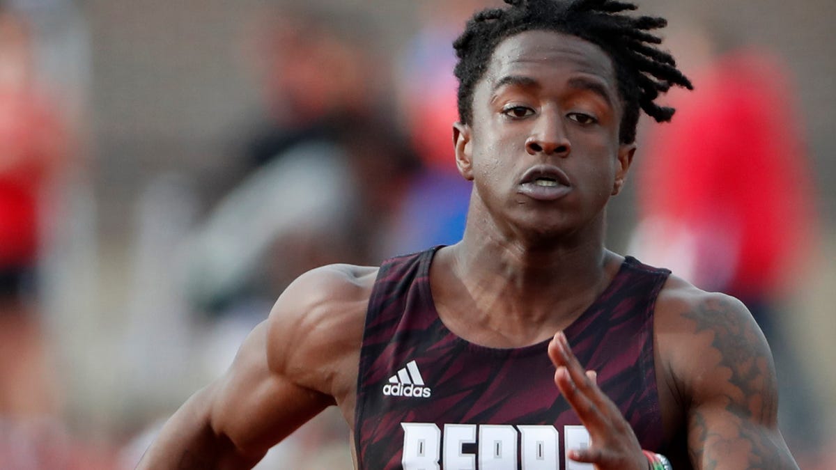 It doesnt feel as right Cramps derail 100 meters favorite but his friend gets the win It doesnt feel as right Cramps derail 100 meters favorite but his friend gets the win