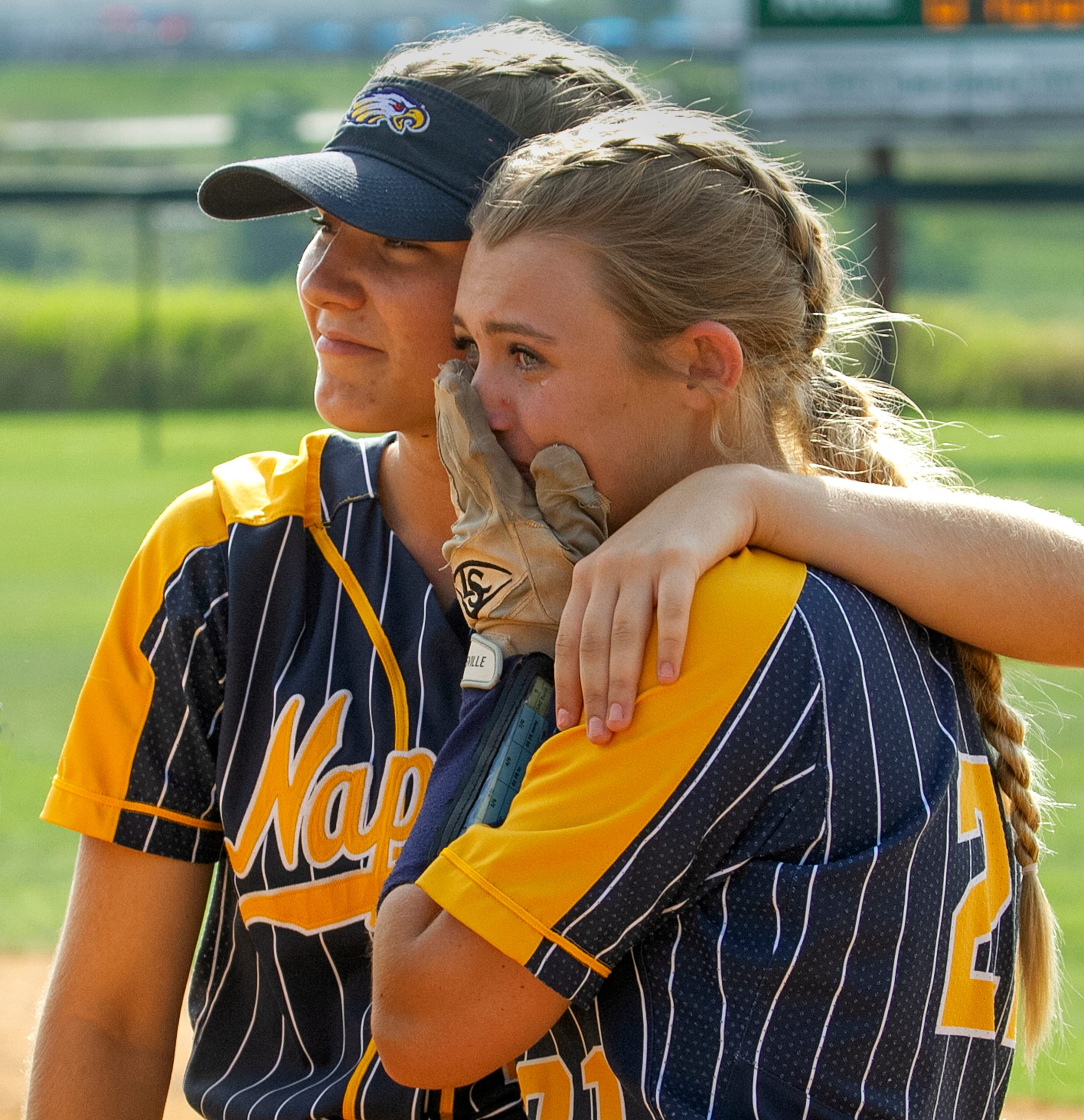 Naples High softball loses in state semifinal despite throwing nohitter