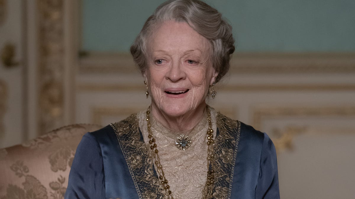 Spoilers! How Maggie Smith's Violet could still return in a third 'Downton Abbey' movie