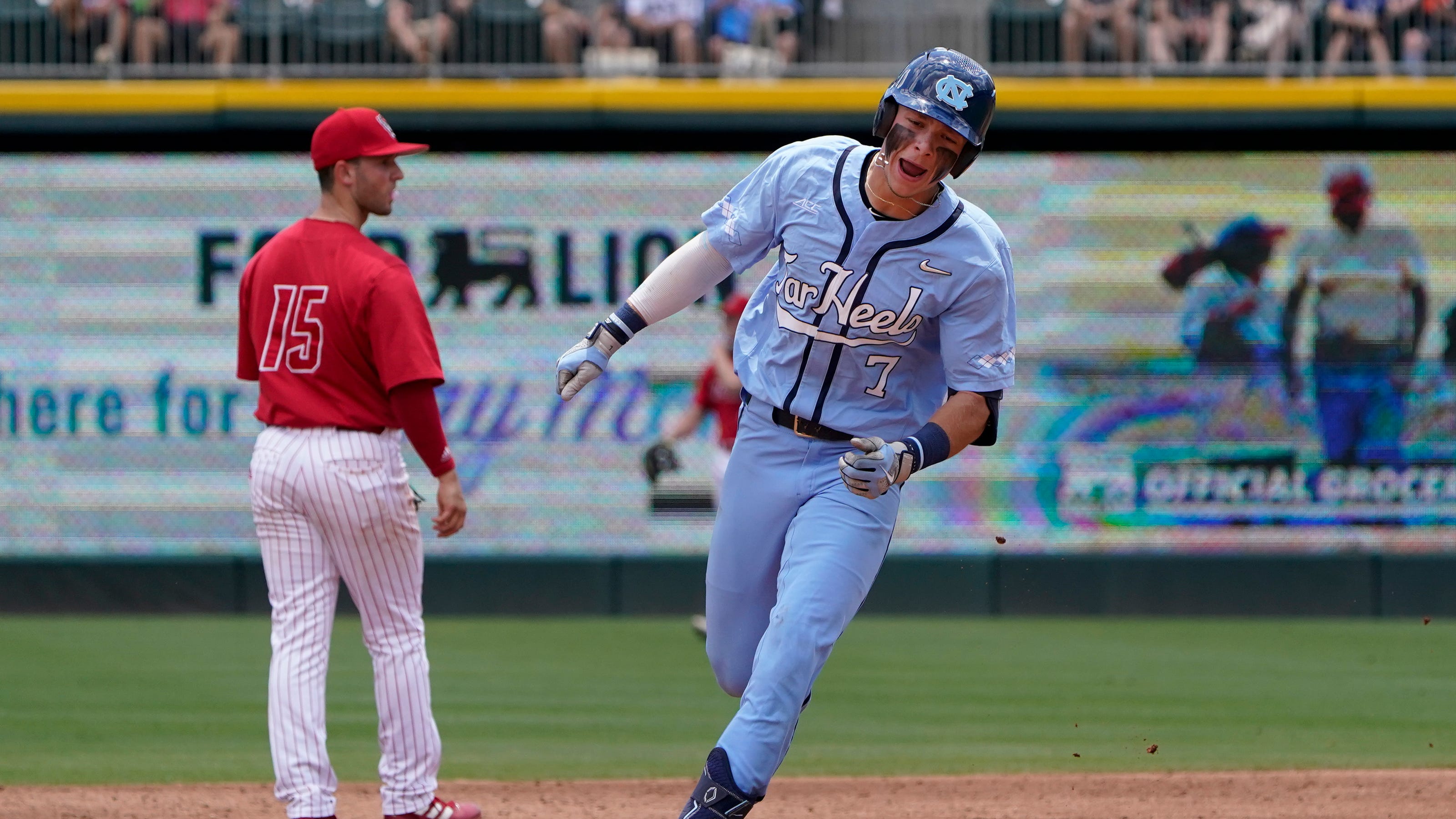 UNC baseball’s Vance Honeycutt ‘in a zone’ right on time for 2022 NCAA Tournament