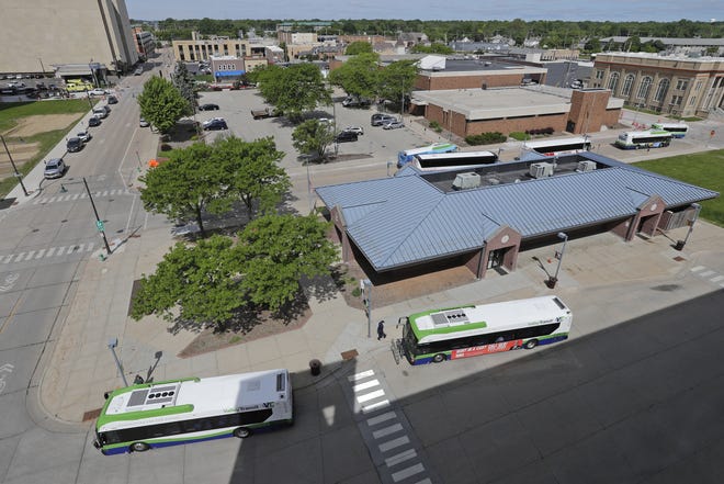 A consultant will create a master plan for a new transit center at 100 E. Washington St. in downtown Appleton.