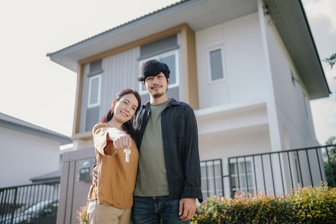 Let’s take a closer look at this unique generation and how their behavior is shaping the housing market.