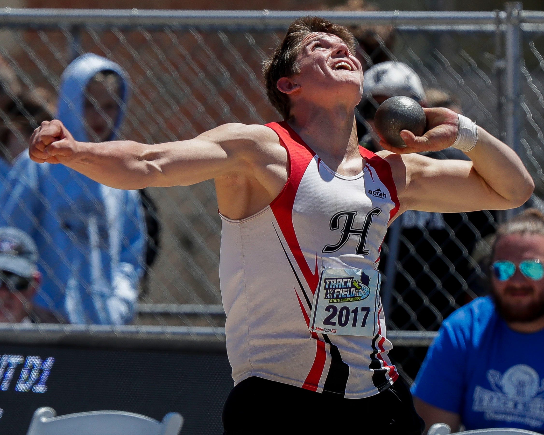 Hortonville Polar Bears junior Smith is nation's top shot put thrower
