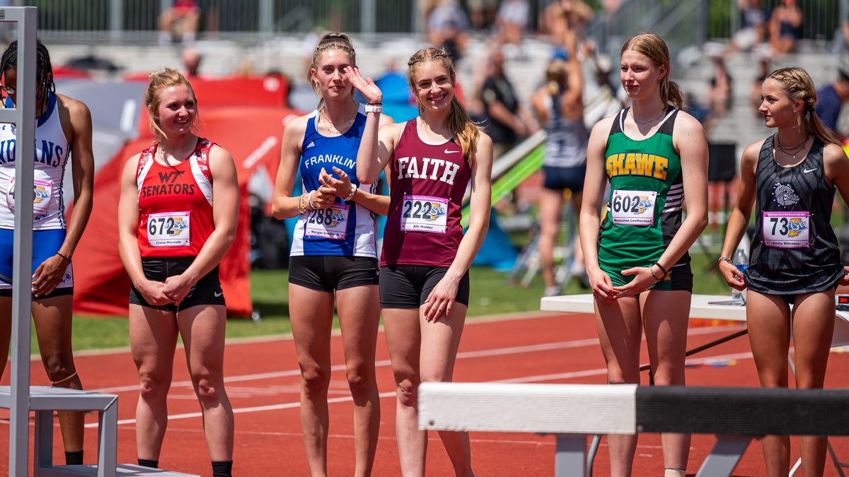 PHOTOS IHSAA track and field state finals