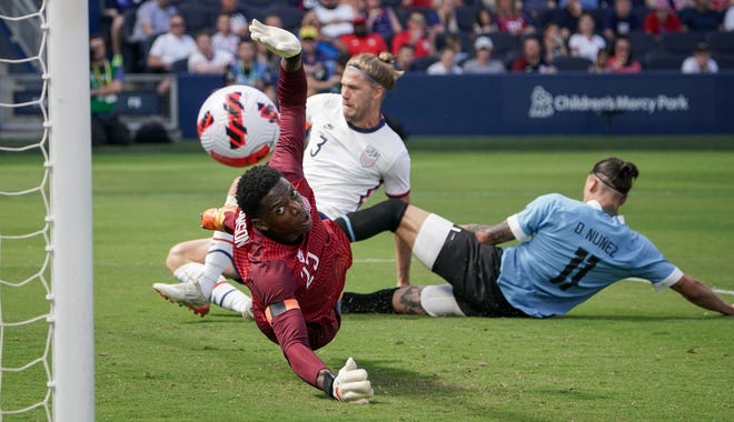 USMNT y Uruguay luchan por empatar sin goles en amistoso de preparación para la Copa del Mundo