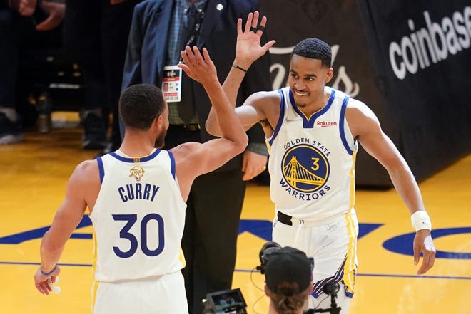 Warriors rout Celtics in Game 2, evens series