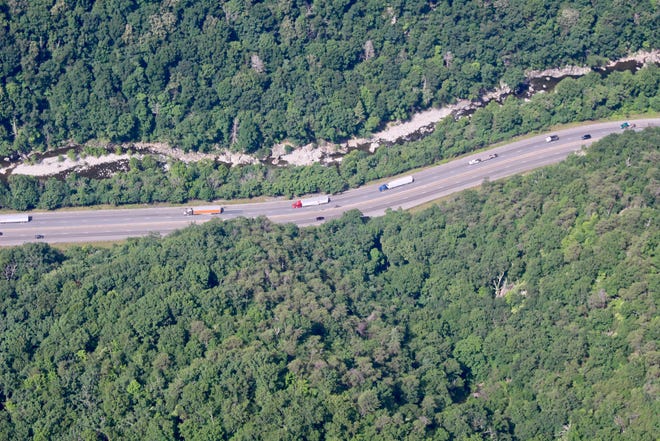 Interstate 40 sees more than 27,000 vehicles a day between Asheville, North Carolina, and Knoxville, Tennessee. Safe Passage participated in a three-year study of high wildlife mortality along a 28-mile stretch of road near the border of the Great Smoky Mountains National Park.