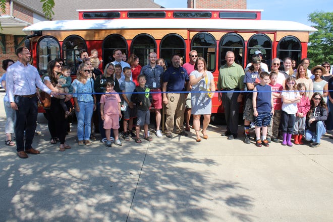 The Chillicothe Transit System held an official ribbon-cutting for its new trolley on Friday.