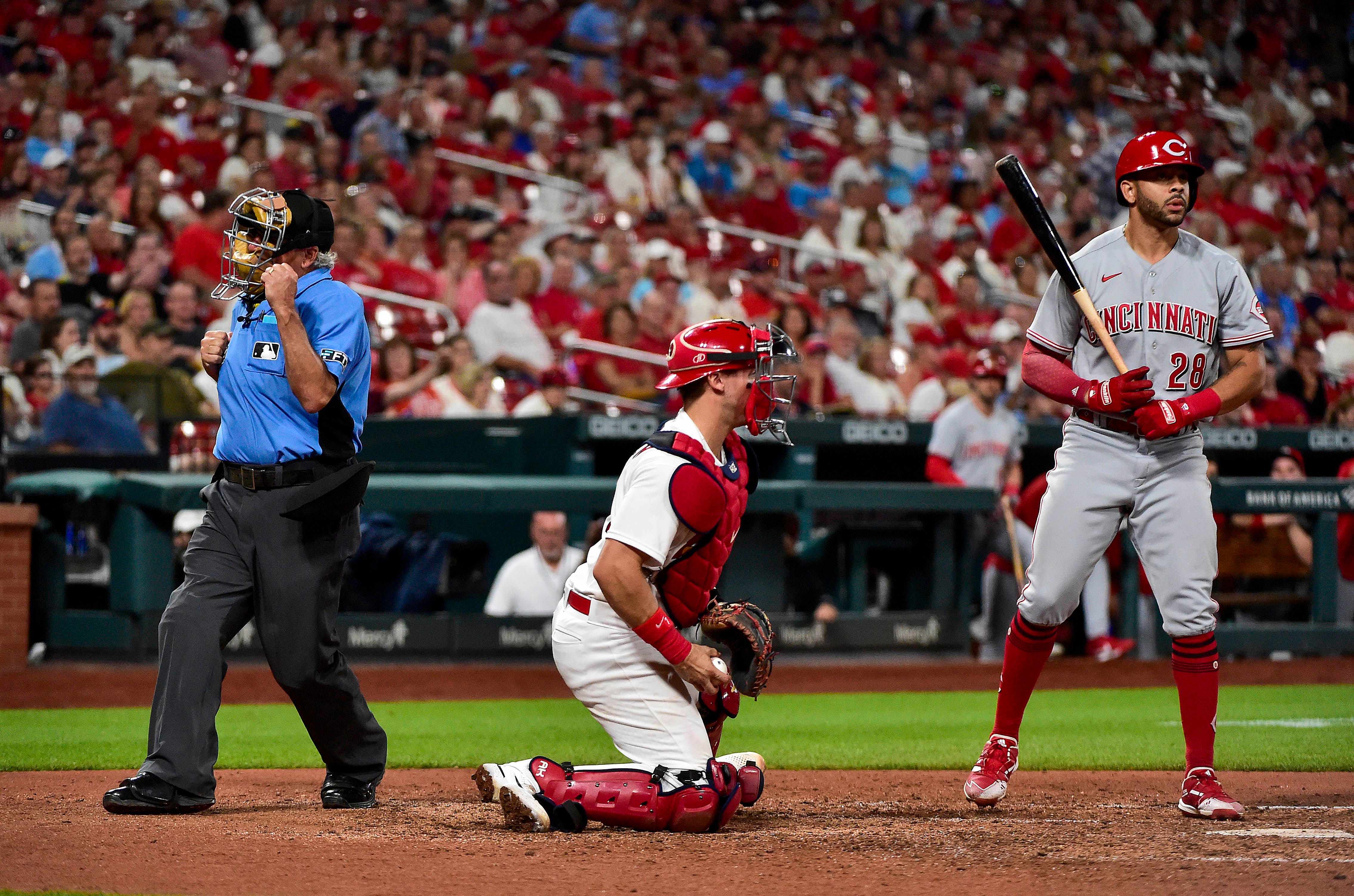Cardinals manager Oliver Marmol's strategy for facing Reds offense