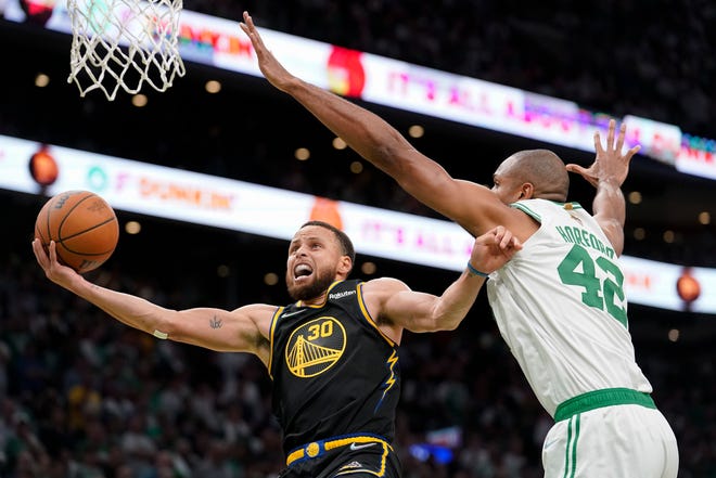 Curry mencetak 43 untuk mengalahkan Boston, Warriors mengikat Final NBA 2-2