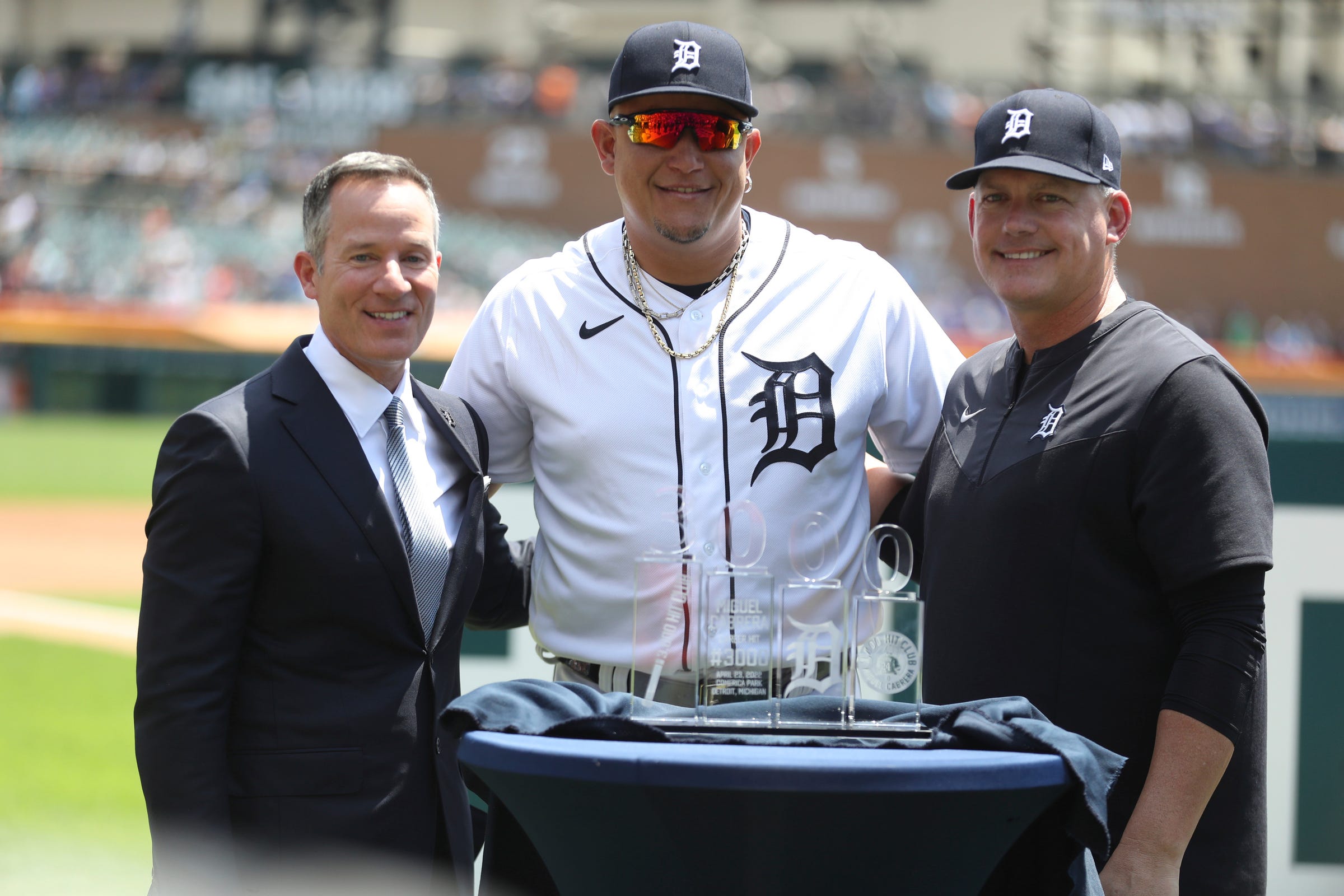 detroit-tigers-a-j-hinch-won-t-quash-speculation-over-contract